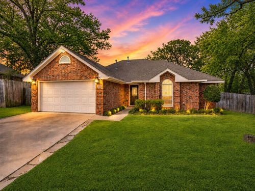 2209 Whispering Oaks, Denton, TX, 76209-6486 | Card Image