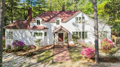 650 E Indiana Ave, Southern Pines, NC, 28387-6641 | Card Image