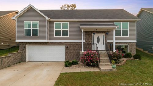 9015 Woodford Dr, Charlestown, IN, 47111-1065 | Card Image