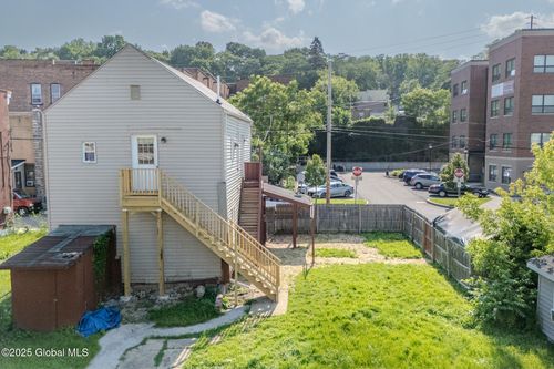 11-911 Congress St, Cohoes, NY, 12047-2804 | Card Image