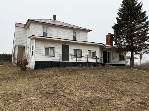 7202 21 Mile Rd, Evart, MI, 49631-9614 | Card Image