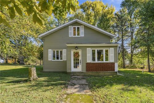 10136 Old Perry Hwy, Mccandless, PA, 15090 | Card Image
