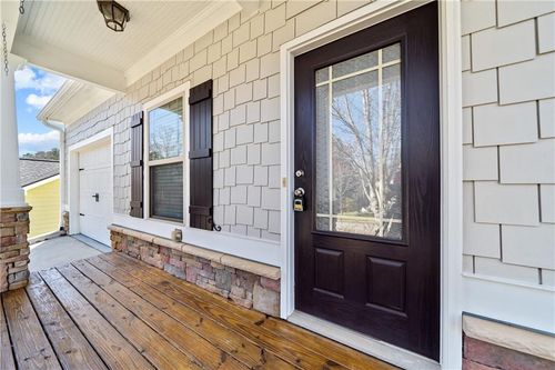 157 Oakwood Dr Nw, Milledgeville, GA, 31061-6650 | Card Image