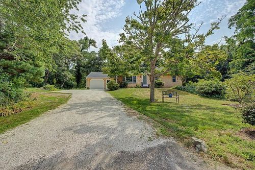 4 Susan Ln, Brewster, MA, 02631-1728 | Card Image