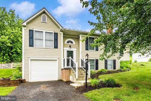 107 Sherris Way, SMITHSBURG, MD, 21783-2012 | Card Image