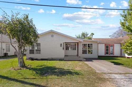 1006 Montgomery St, Port Neches, TX, 77651-2734 | Card Image