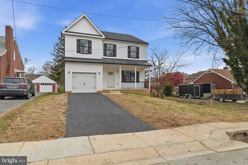 a-2 Main Ave, WILMINGTON, DE, 19804-1829 | Card Image