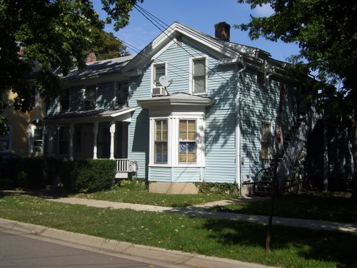 417 Oak St, Kalamazoo, MI, 49007-5027 | Card Image