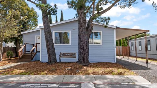 160-260 American Canyon Rd, American Canyon, CA, 94503-3042 | Card Image