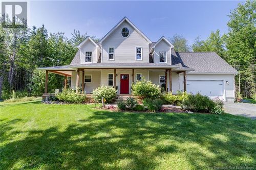 32 Willowdale Dr, Waasis, NB, E3B0V5 | Card Image