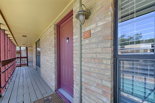 217-5930 Birchbrook Dr, Dallas, TX, 75206-4580 | Card Image