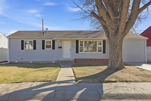 2231 S Mitchell St, Casper, WY, 82601-5513 | Card Image
