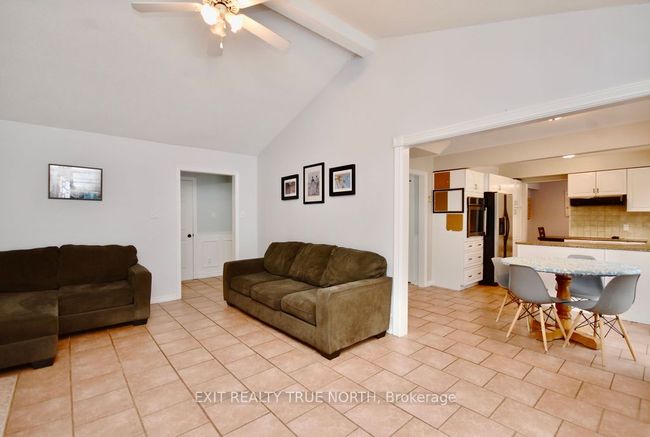 66 Willow Landing Rd, House other with 4 bedrooms, 3 bathrooms and 6 parking in Midhurst ON | Image 15