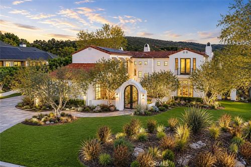 2 Havenhurst Dr, Coto De Caza, CA, 92679-8611 | Card Image