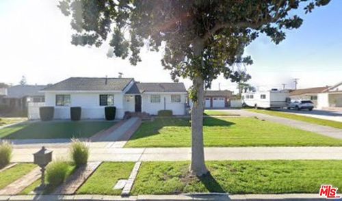 8021 Mcnulty Ave, Winnetka, CA, 91306-2128 | Card Image
