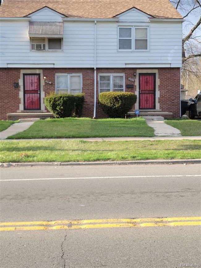 1924244 W Chicago, Inactive in Detroit Zoocasa