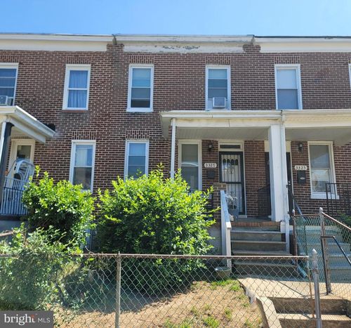 3327 Ravenwood Ave, BALTIMORE, MD, 21213-1649 | Card Image