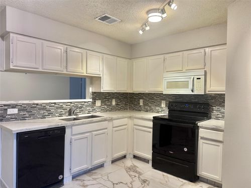 14207 Long River Ct, Sugar Land, TX, 77498-1481 | Card Image