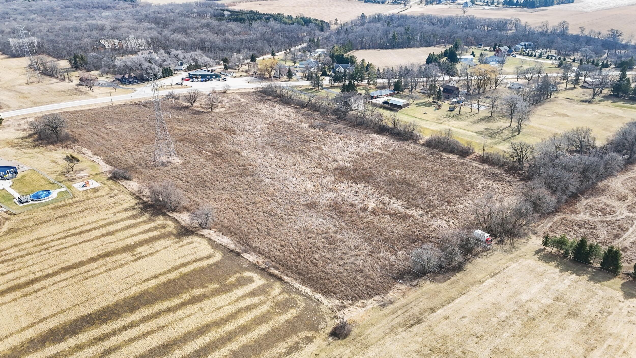 Land in Raymond 3