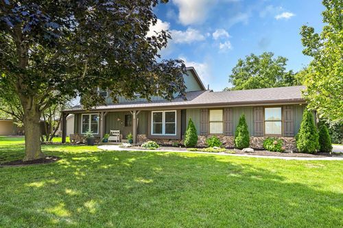 7613 S 83rd Street, Franklin, WI, 53132 | Card Image