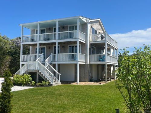 28 Beach Road Ext, Vineyard Haven, MA, 02568 | Card Image