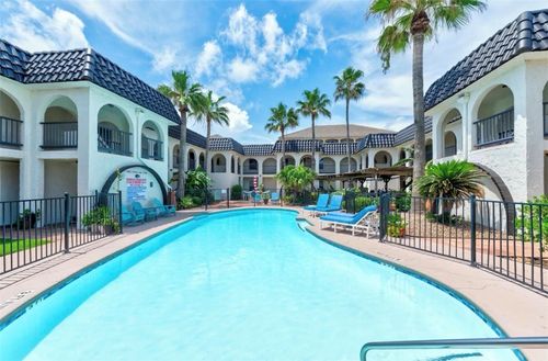 114-14921 Windward Dr, Corpus Christi, TX, 78418-8040 | Card Image