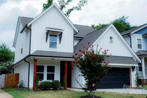 651 Tennyson Dr, Charlotte, NC, 28208-2909 | Card Image