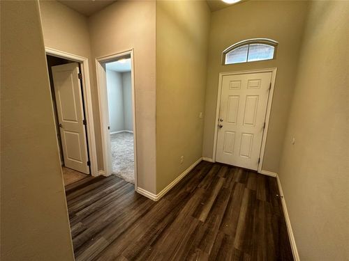 14816 Slippery Falls Cir, Oklahoma City, OK, 73142-9711 | Card Image