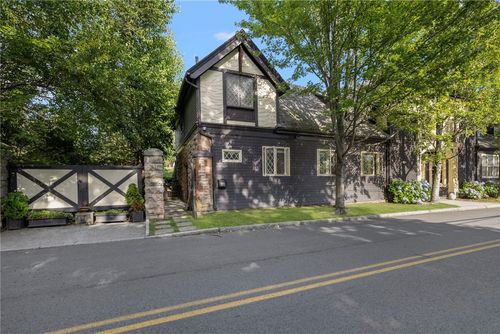 3-78 Coggeshall Ave, Newport, RI, 02840-4345 | Card Image