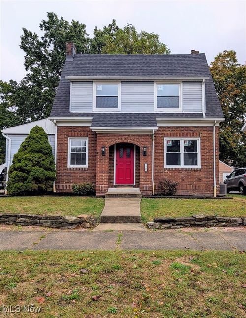 1469 Huguelet St, Akron, OH, 44305-2022 | Card Image