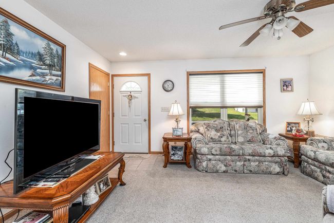 1400 21 St St, House other with 4 bedrooms, 2 bathrooms and null parking in Hazel Green WI | Image 5