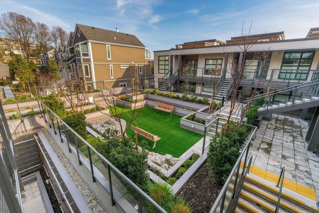 Common courtyard with BBQ | Image 27