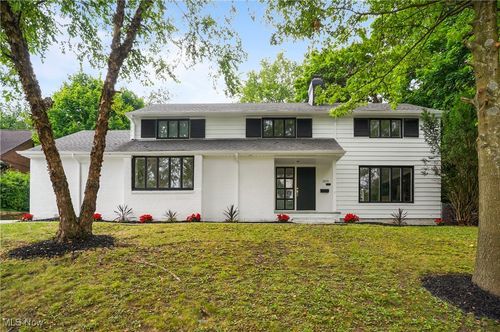 20950 Halworth Rd, Shaker Heights, OH, 44122-3862 | Card Image