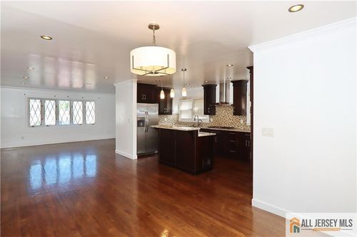 1299 Kline Pl, Rahway, NJ, 07065-1948 | Card Image