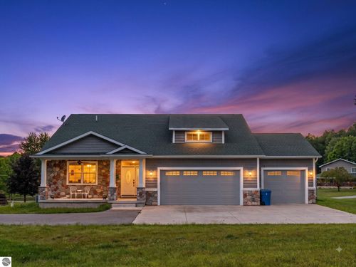 2229 S Loxley Road, Houghton Lake, MI, 48629 | Card Image