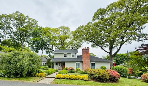 16 Hillcrest Ave, Milford, CT, 06460-7332 | Card Image