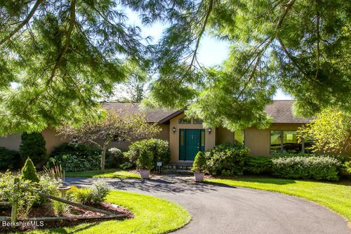 37 Kalliste Hl, Great Barrington, MA, 01230-1182 | Card Image