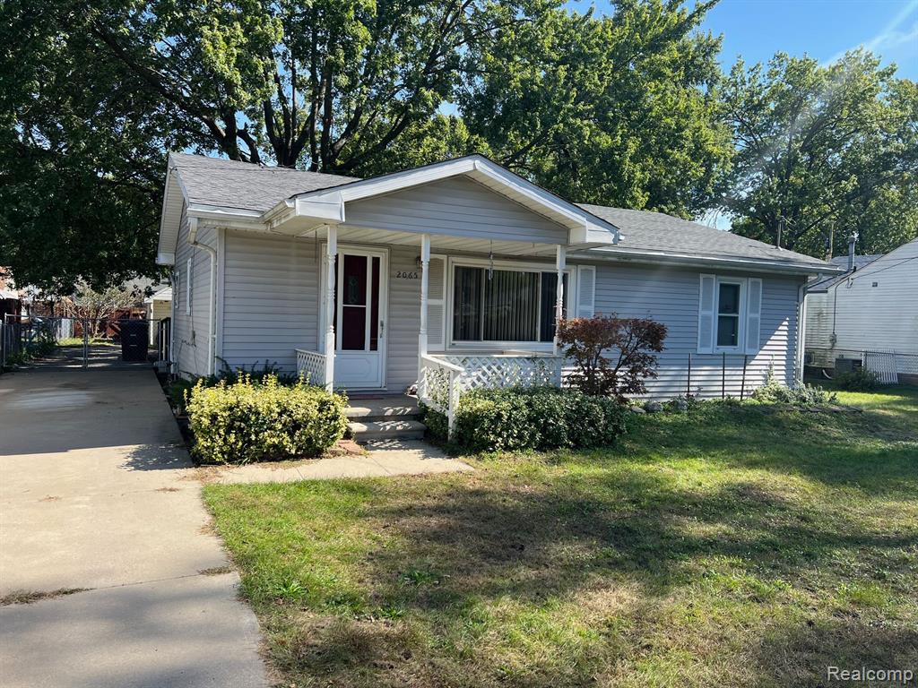 Freeman St, Westland, MI 48186