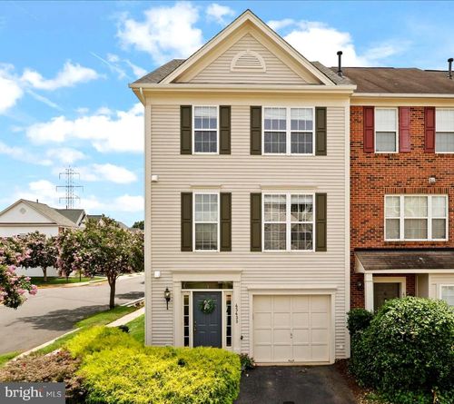 45433 Clarkes Crossing Sq, STERLING, VA, 20164-5335 | Card Image