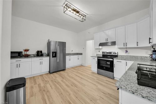 311 W 32nd St, Norfolk, VA, 23508-3409 | Card Image