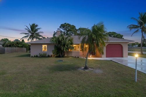 2097 Se Mantua St, Port St. Lucie, FL, 34952-6738 | Card Image