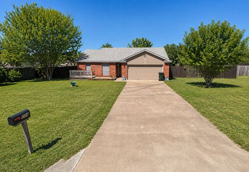 204 Quail Meadow Dr, Kyle, TX, 78640-8892 | Card Image