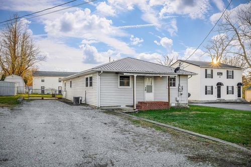 205 E 16th St, Cookeville, TN, 38501-1326 | Card Image