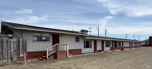 321 S Franklin Street, Fort Bragg, CA, 95437 | Card Image