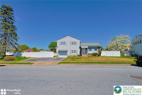 1572 Primrose Ln, BETHLEHEM, PA, 18018-1826 | Card Image