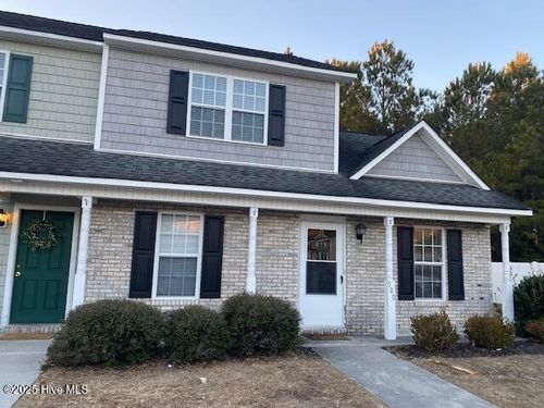 500 Springwood Dr, Jacksonville, NC, 28546-9663 | Card Image