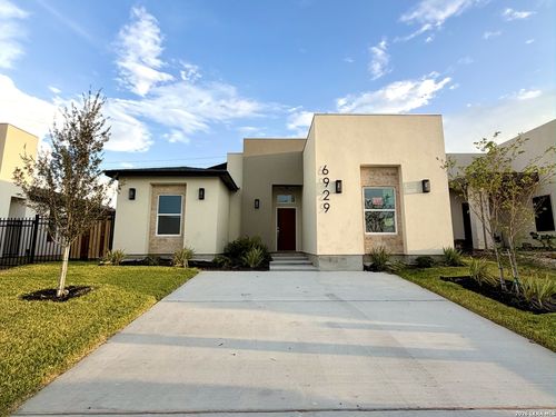 6929 Molinos Dr, Laredo, TX, 78046-2592 | Card Image