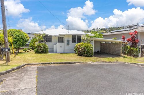 101 Kawananakoa Pl, Honolulu, HI, 96817-1710 | Card Image
