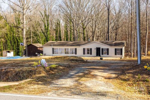 112 Abernathy Rd, Stanley, NC, 28164-2030 | Card Image