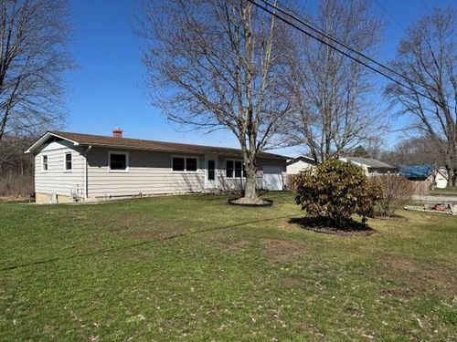 301 Maple Street, Conneaut Lake, PA, 16316 | Card Image